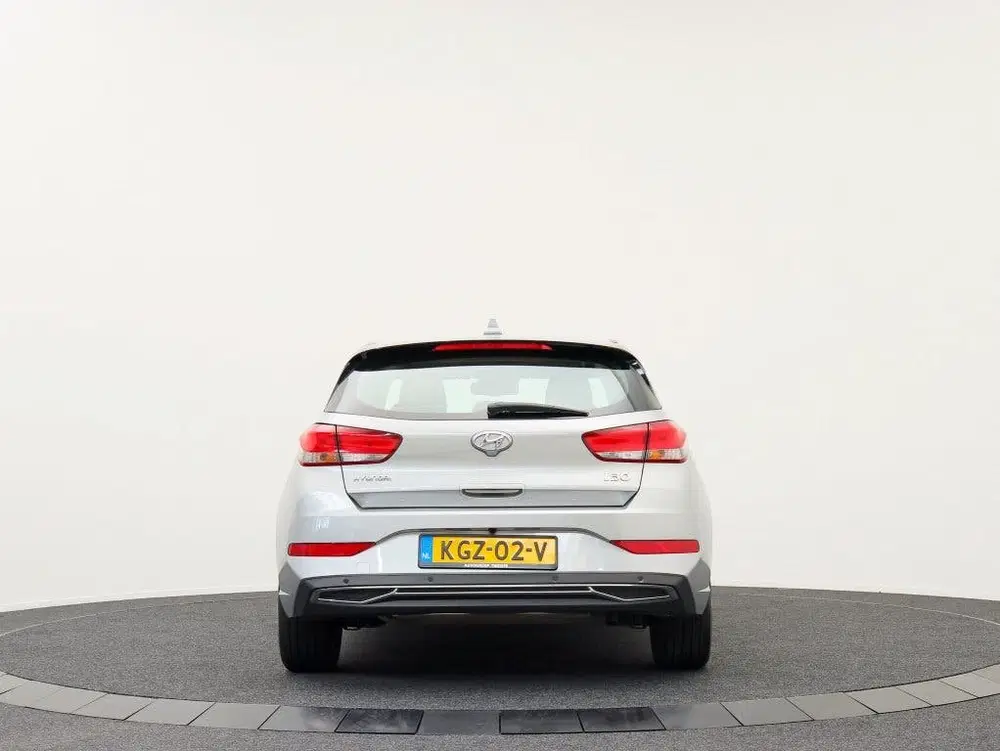 Hyundai i30 1.0 T-GDi MHEV Comfort uit 2023, foto 9