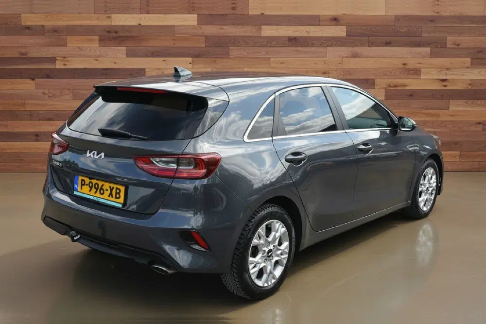 Kia Ceed 1.0 T-GDi MHEV DynamicPlusLine uit 2022, foto 5