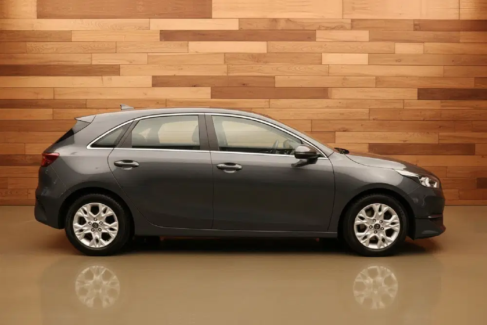 Kia Ceed 1.0 T-GDi MHEV DynamicPlusLine uit 2022, foto 6