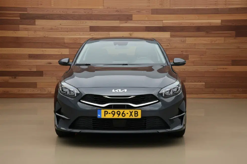 Kia Ceed 1.0 T-GDi MHEV DynamicPlusLine uit 2022, foto 8