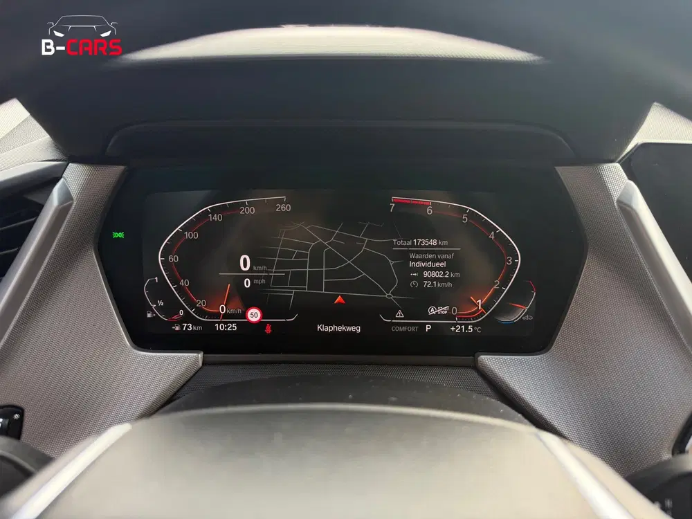 BMW 1-serie 118i Executive Edition Xenon uit 2019, foto 15