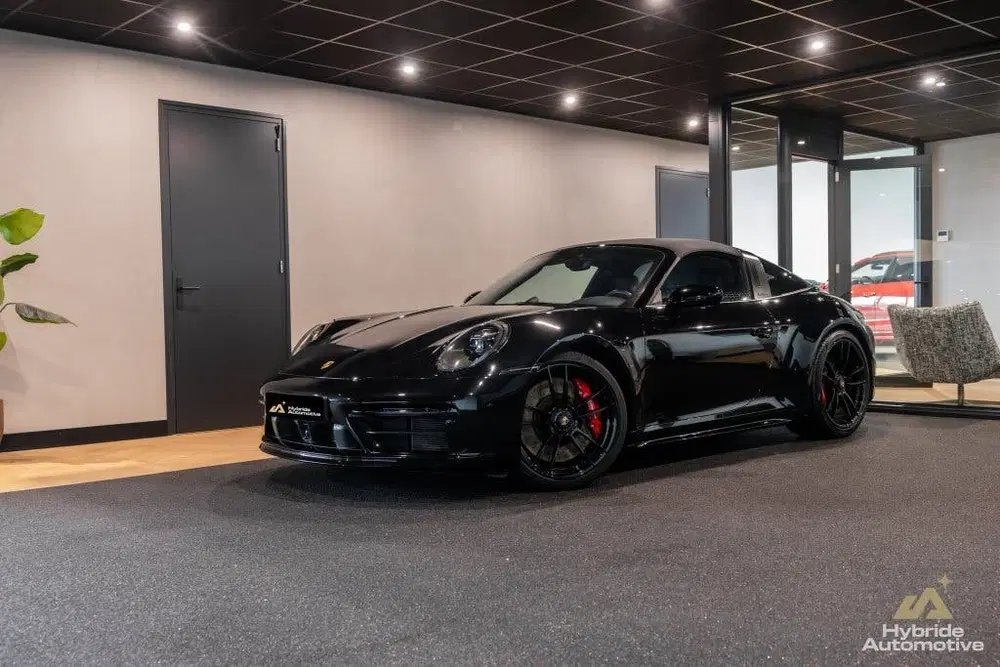 Porsche 911 3.0 Targa 4 GTS uit 2024