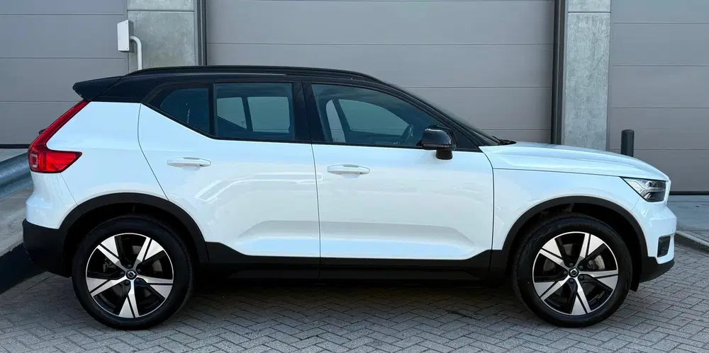 Volvo XC40 Recharge P8 AWD R-Design Wit 2020 NAP uit 2020, foto 14