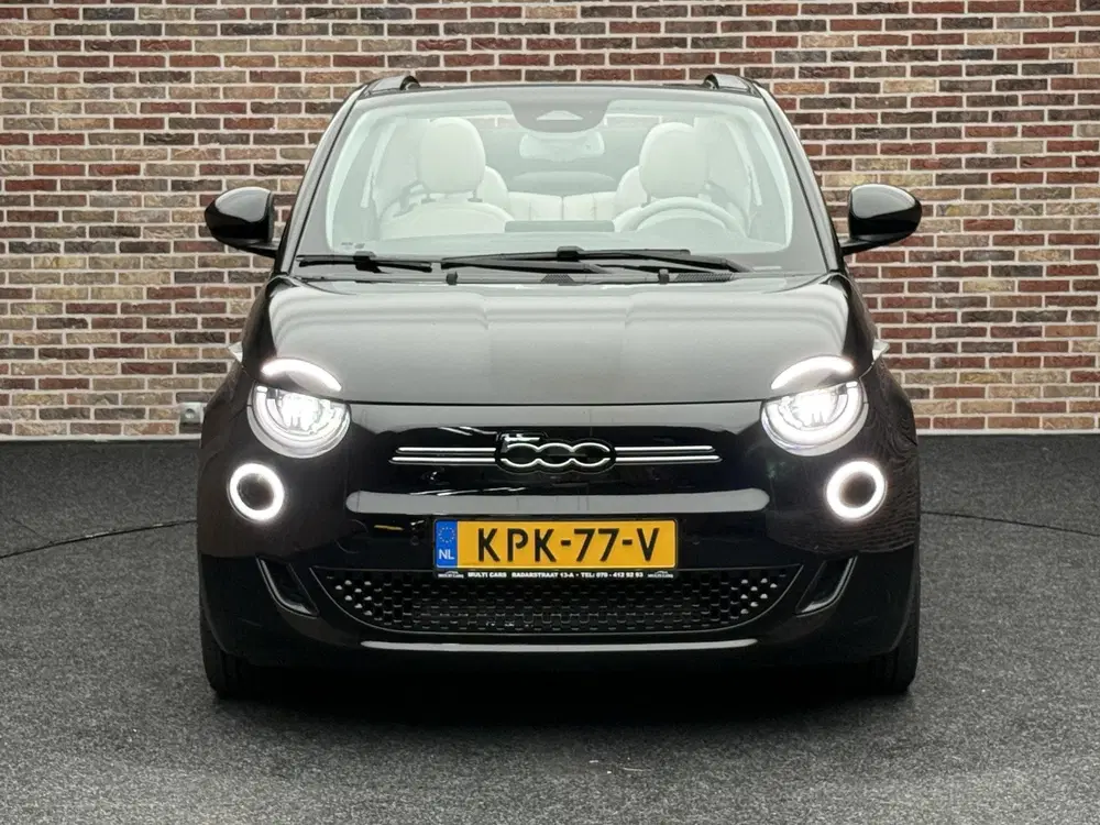 Fiat 500C RED 42 kWh Cabrio Elektrisch uit 2022, foto 3