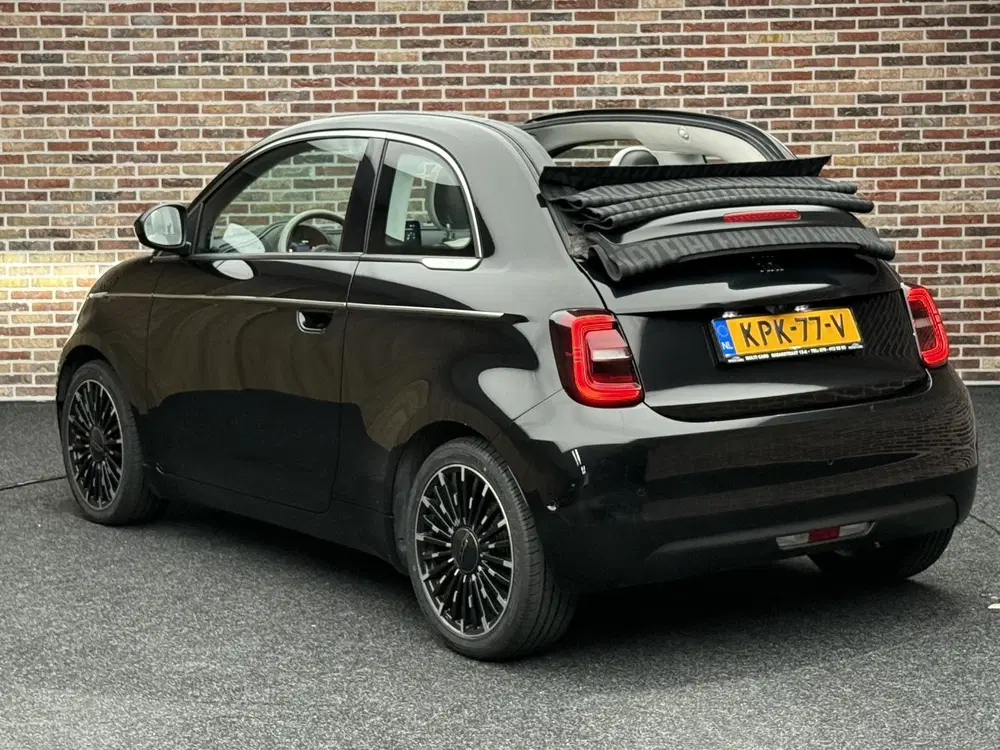 Fiat 500C RED 42 kWh Cabrio Elektrisch uit 2022, foto 8