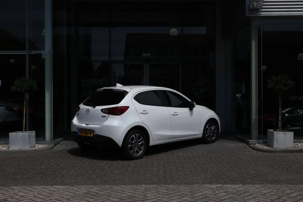 Mazda 2 1.5 Skyactiv-G GT-M Black Suede Camera uit 2019, foto 4