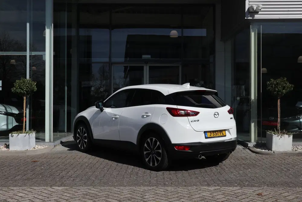 Mazda CX-3 2.0 SkyActiv-G 121 Sportive Clima uit 2020, foto 2