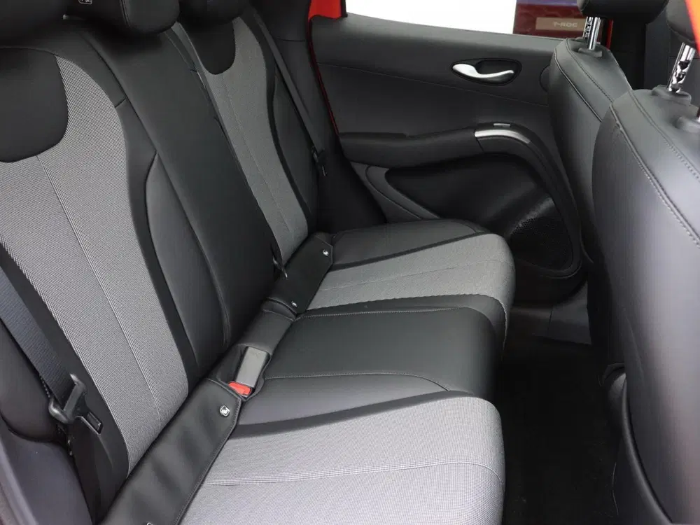 BYD Dolphin G 1.5L DM-i Comfort uit 2026, foto 10
