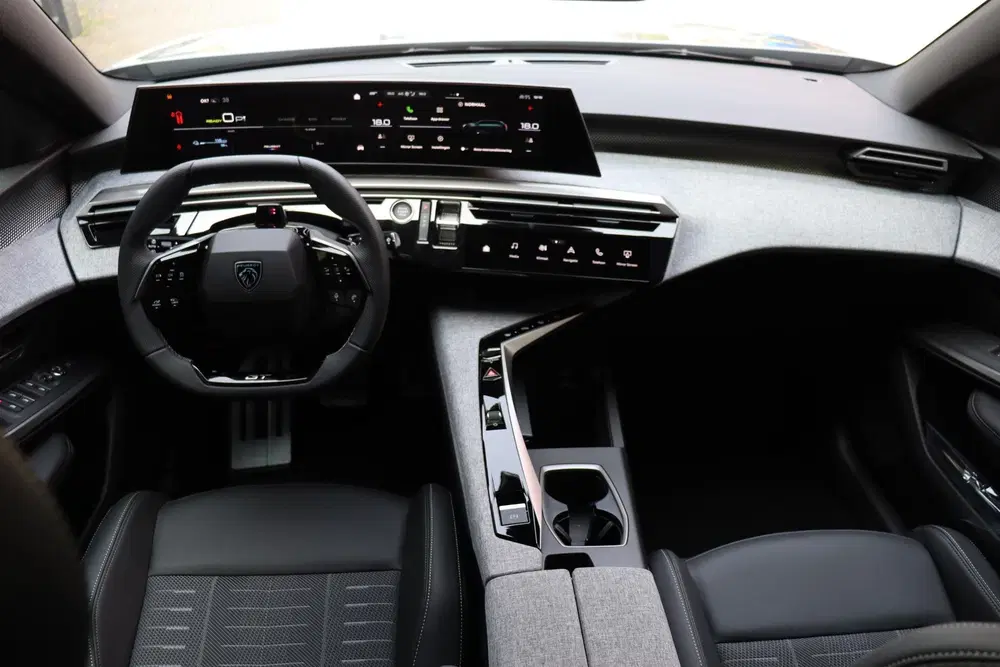 Peugeot 5008 GT Long Range 97 kWh 7p uit 2026, foto 6