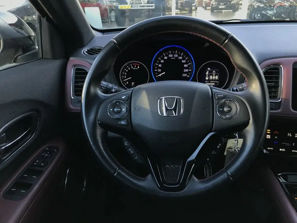 Honda HR-V 1.5 i-VTEC Turbo Sport Automaat Trekhaak L uit 2020, foto 15