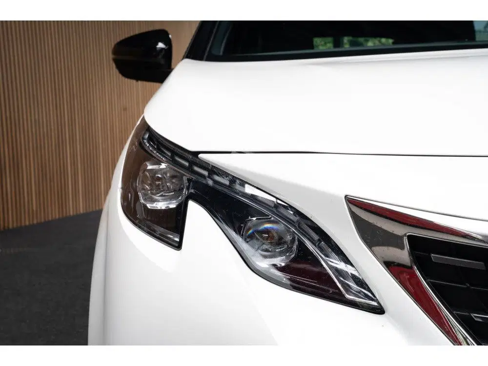 Peugeot 3008 1.2 PureT. GT Line Panodak Navi Camera Cli uit 2019, foto 11