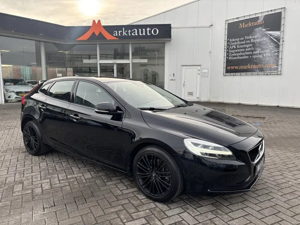 Volvo V40 1.5 T3 Dynamic Edition Navi Led Cruise Sto uit 2019