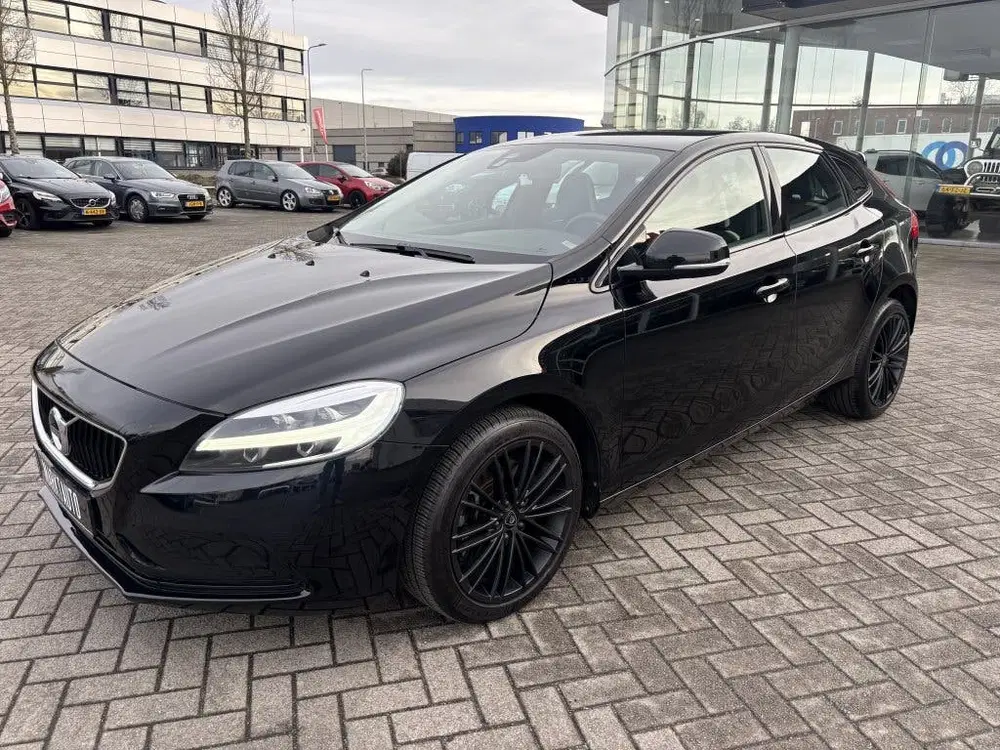 Volvo V40 1.5 T3 Dynamic Edition Navi Led Cruise Sto uit 2019, foto 7