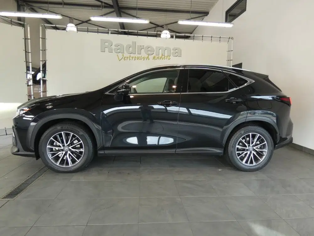 Lexus NX 450h+ AWD Lux. 360 Camera Leder uit 2023, foto 4