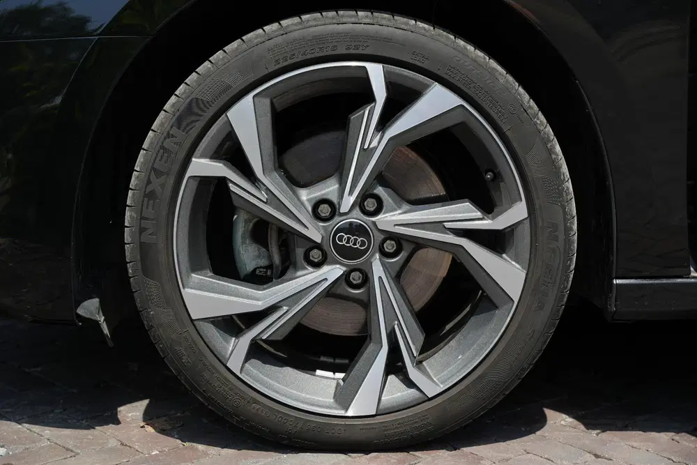 Audi A3 40 TFSI e Advanced edition uit 2023, foto 10