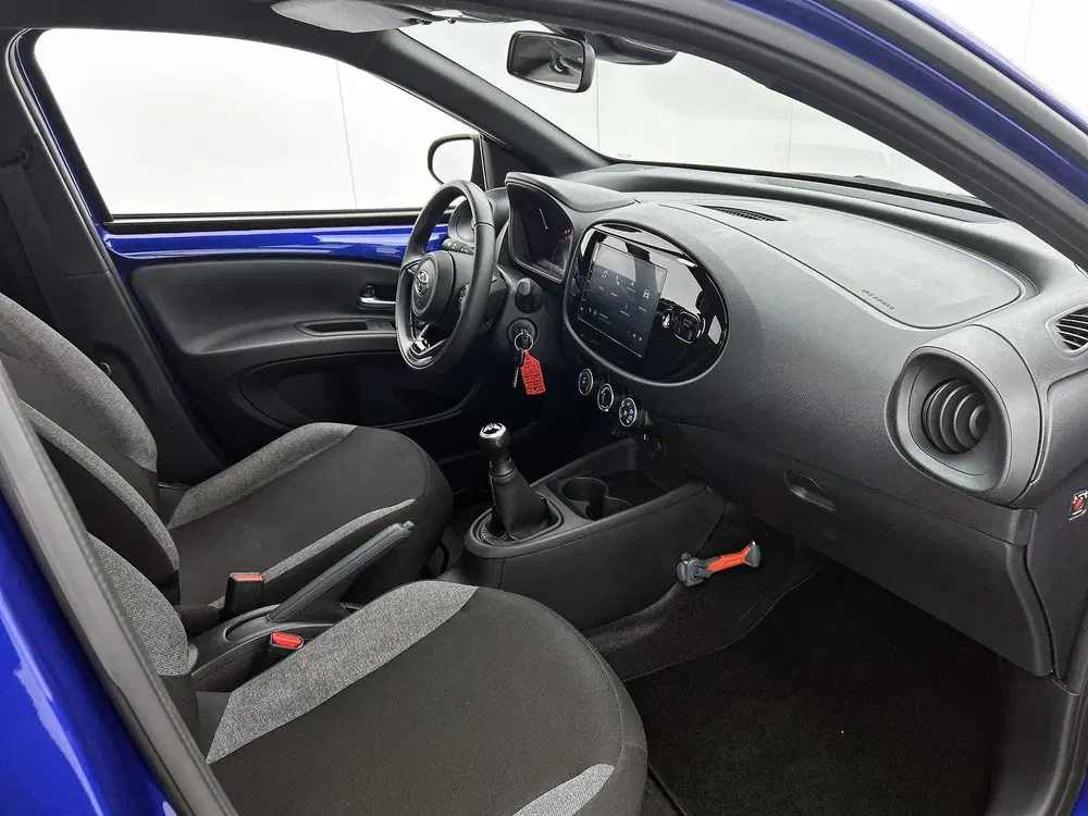Toyota Aygo X 1.0 VVT-i MT Play BTW voertuig uit 2025, foto 6
