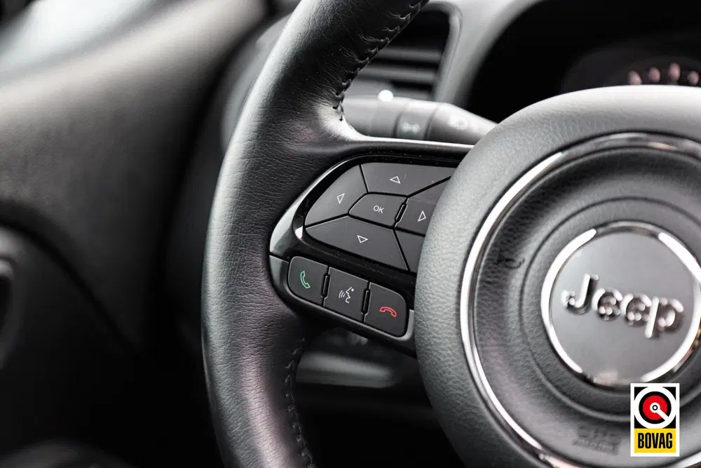 Jeep Renegade 1.3T Limited uit 2020, foto 12
