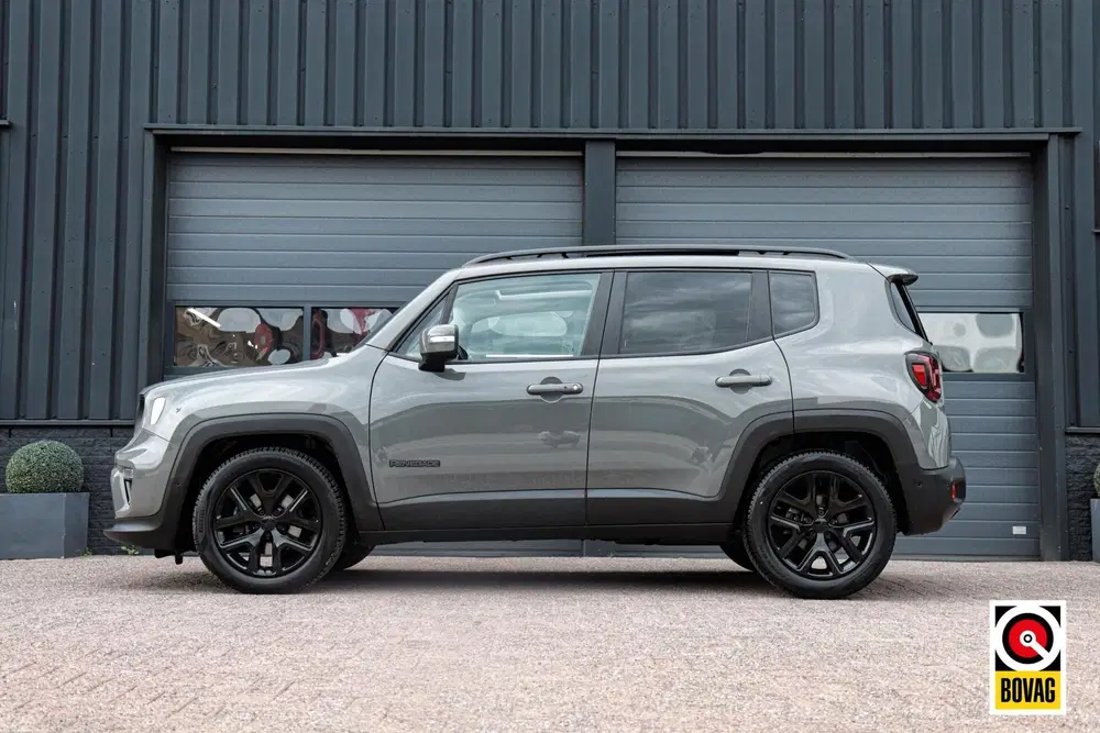 Jeep Renegade 1.3T Limited uit 2020, foto 2
