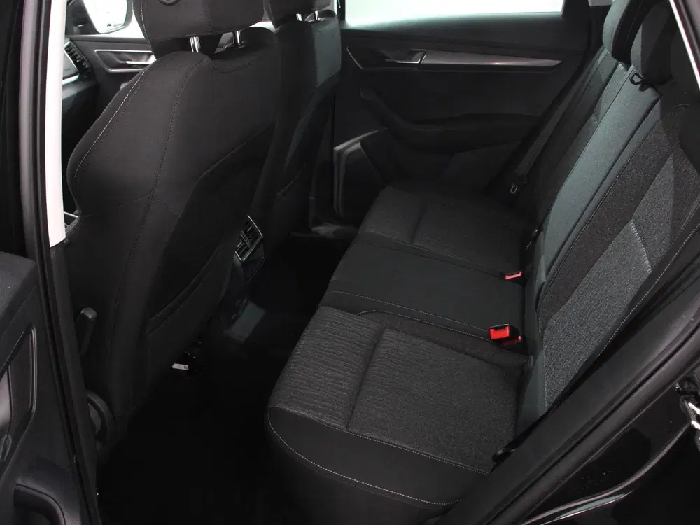 Skoda Karoq 1.5 TSI 150pk Automaat Style Climate Contr uit 2022, foto 11