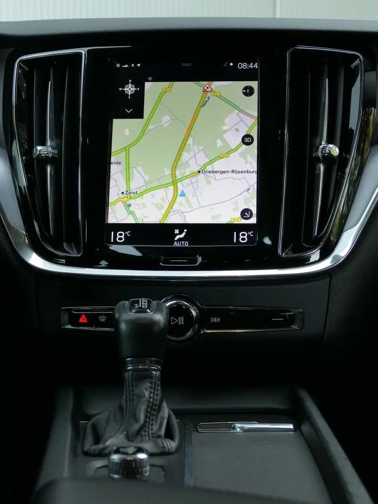 Volvo V60 2.0 T5 AUT Momentum 12 MND garantie Navi uit 2019, foto 14