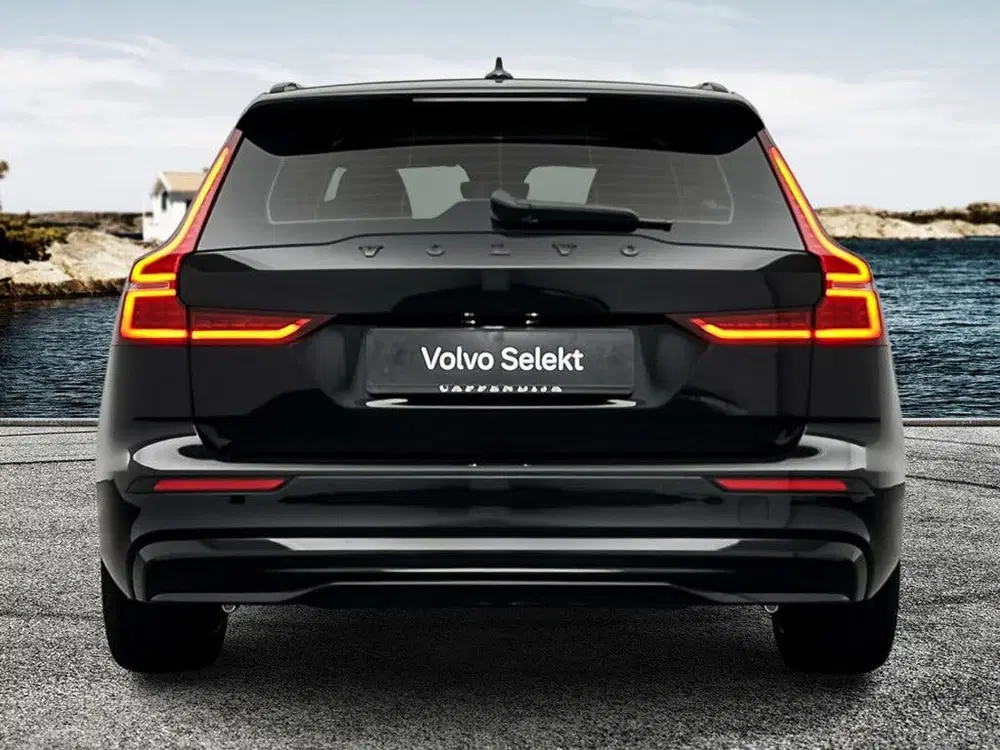 Volvo V60 T6 350PK AWD Plus Dark uit 2026, foto 5