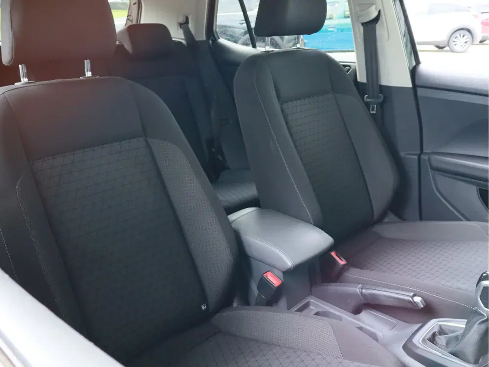 Volkswagen T-Cross 1.0 TSI Life Vitrual Cockpit uit 2019, foto 9