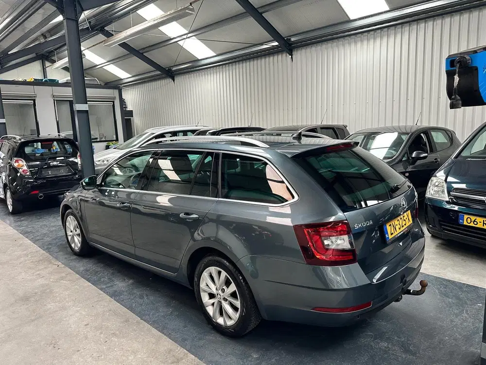 Skoda Octavia 1.6 TDI Greentech Clever Edition uit 2019, foto 3