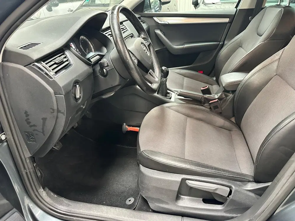 Skoda Octavia 1.6 TDI Greentech Clever Edition uit 2019, foto 6