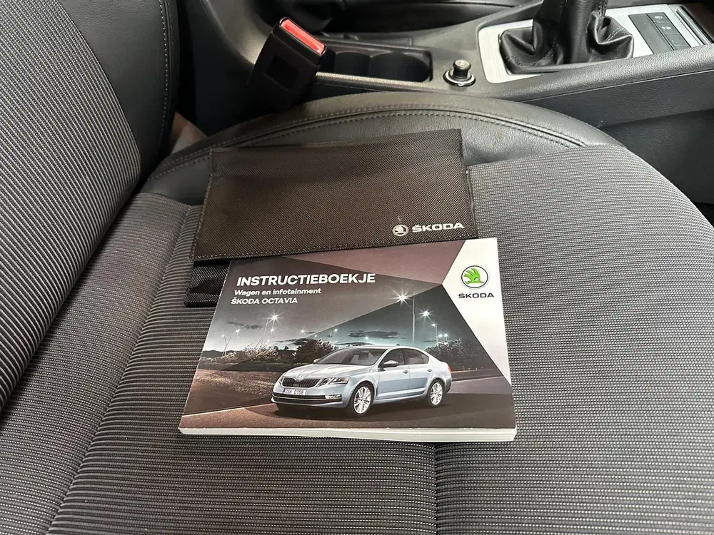 Skoda Octavia 1.6 TDI Greentech Clever Edition uit 2019, foto 8