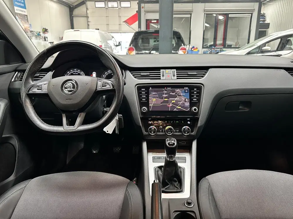 Skoda Octavia 1.6 TDI Greentech Clever Edition uit 2019, foto 9