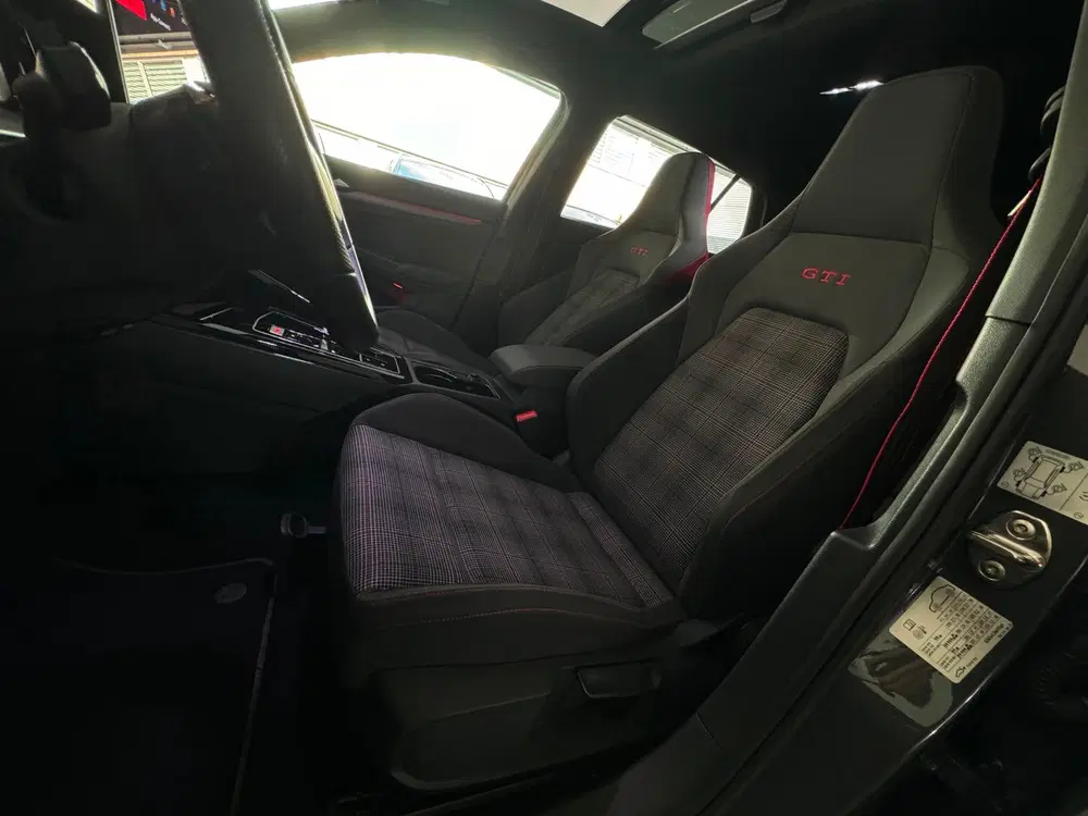 Volkswagen Golf 2.0 TSI GTI Pano uit 2024, foto 14