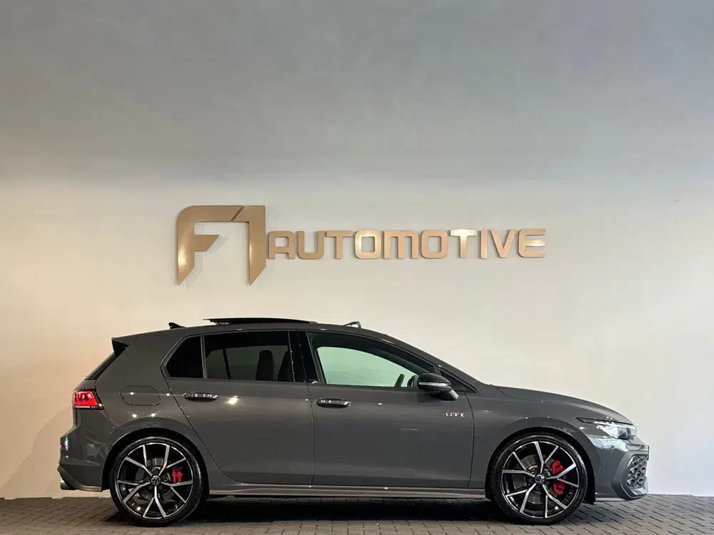 Volkswagen Golf 2.0 TSI GTI Pano uit 2024, foto 8