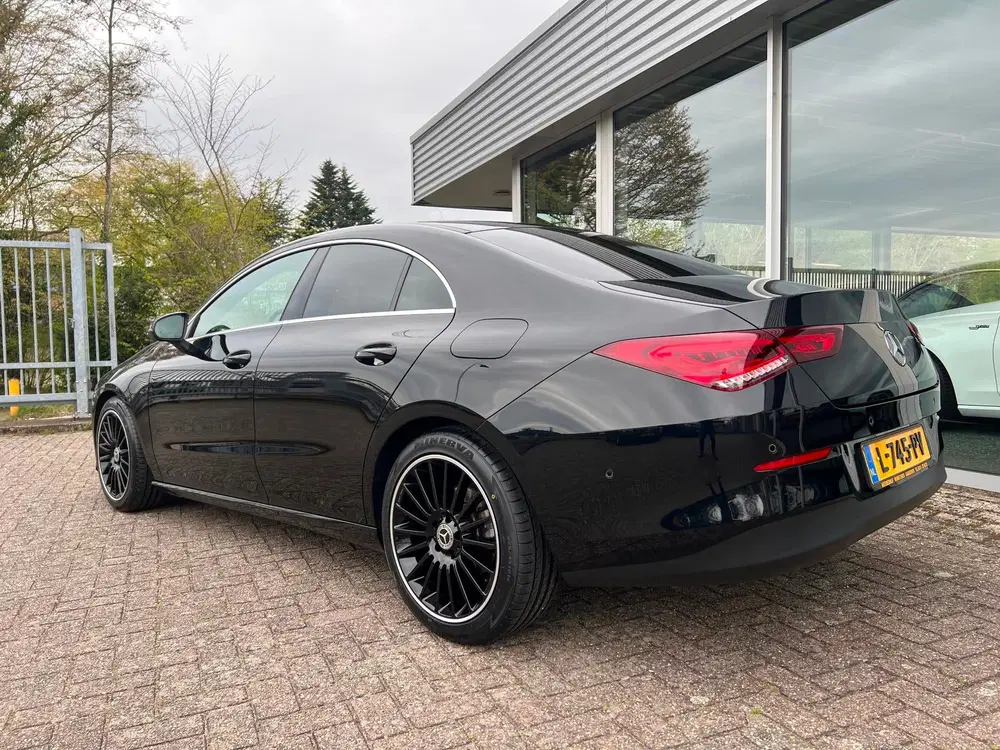 Mercedes-Benz CLA 180 Automaat uit 2021, foto 3