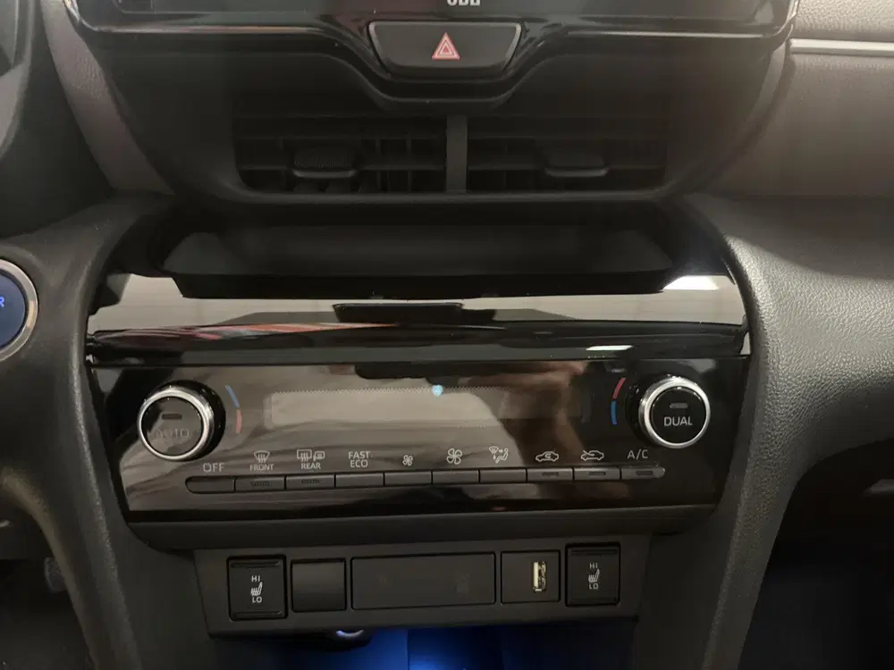 Toyota Yaris Cross 1.5 Hybrid Executive met Panoramadak uit 2022, foto 11