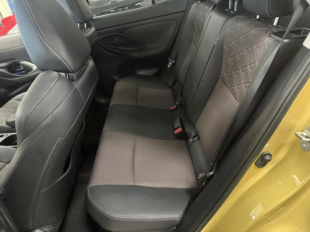 Toyota Yaris Cross 1.5 Hybrid Executive met Panoramadak uit 2022, foto 14