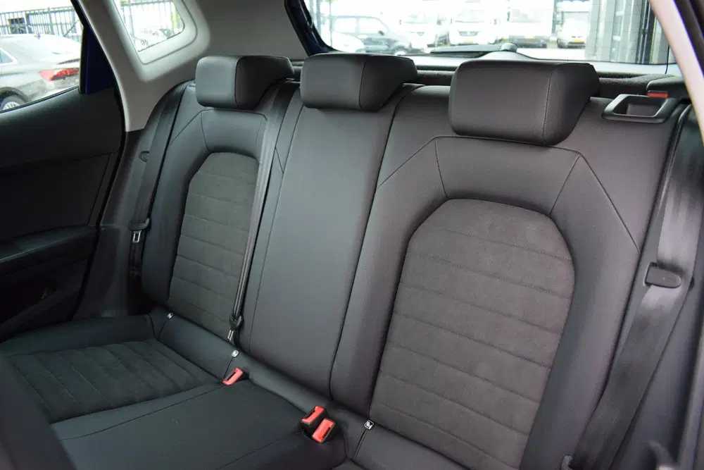 SEAT Arona 1.0 TSI Style Business Intense uit 2019, foto 6
