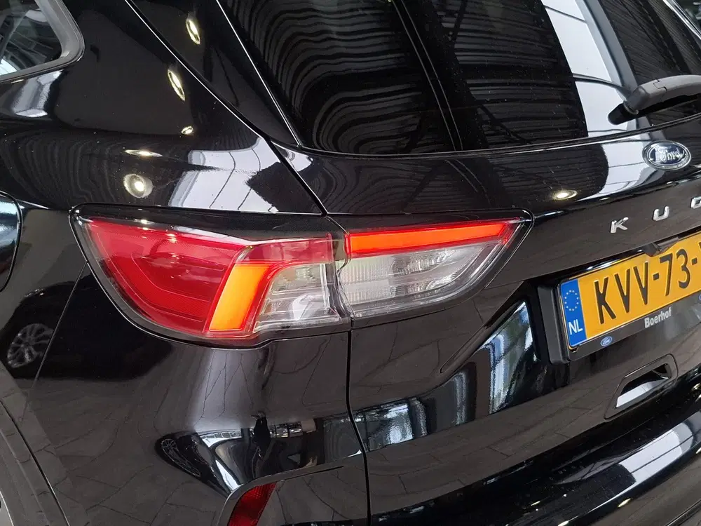 Ford Kuga 2.5 PHEV ST-Line X uit 2021, foto 10