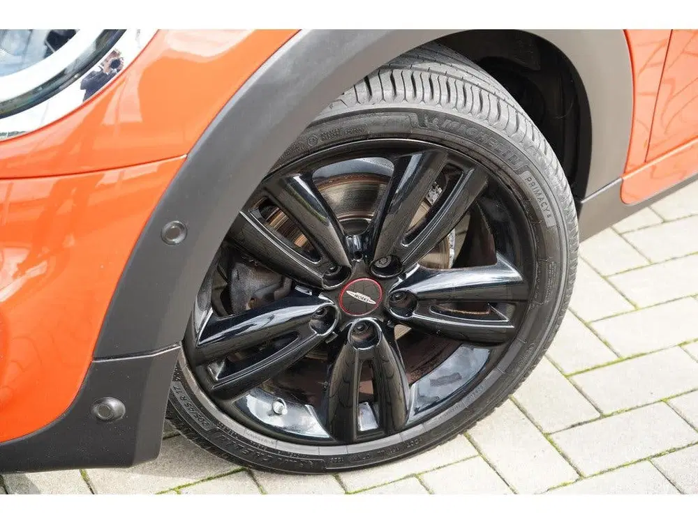 Mini John Cooper Works 1.5 Cooper Burgundy Edition uit 2020, foto 12