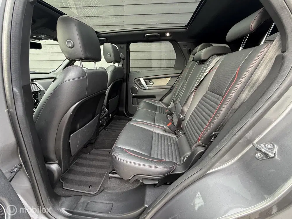 Land Rover Discovery Sport P300e 1.5 R-Dynamic Pano.dak uit 2021, foto 10