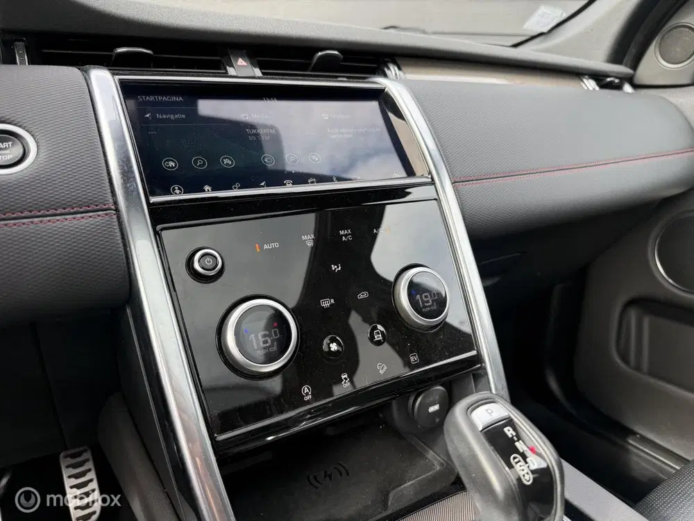 Land Rover Discovery Sport P300e 1.5 R-Dynamic Pano.dak uit 2021, foto 15
