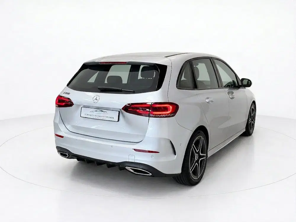 Mercedes-Benz B-Klasse 200 Premium AMG-line uit 2019, foto 2