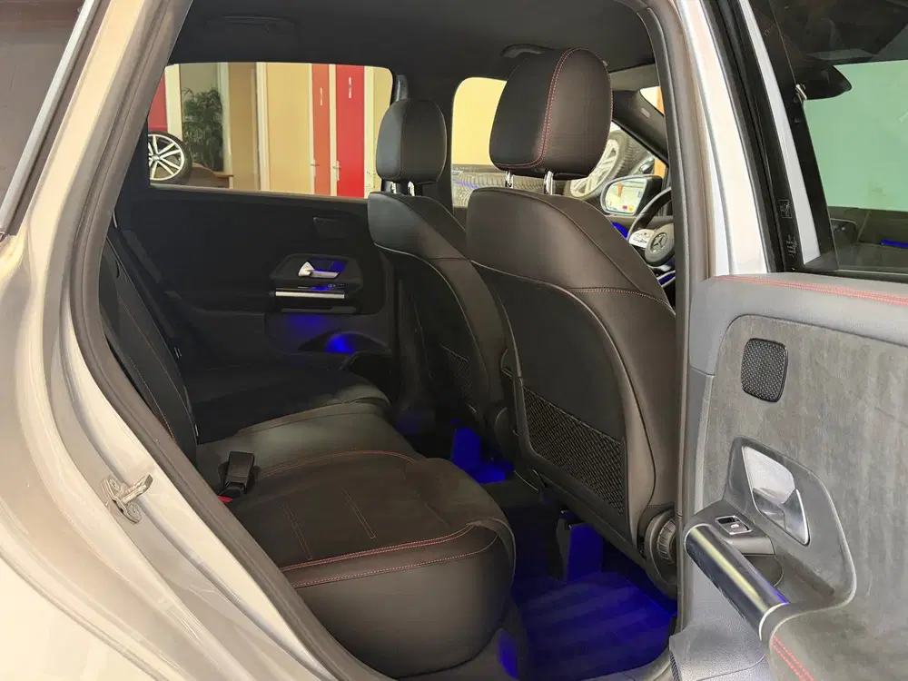 Mercedes-Benz B-Klasse 200 Premium AMG-line uit 2019, foto 8