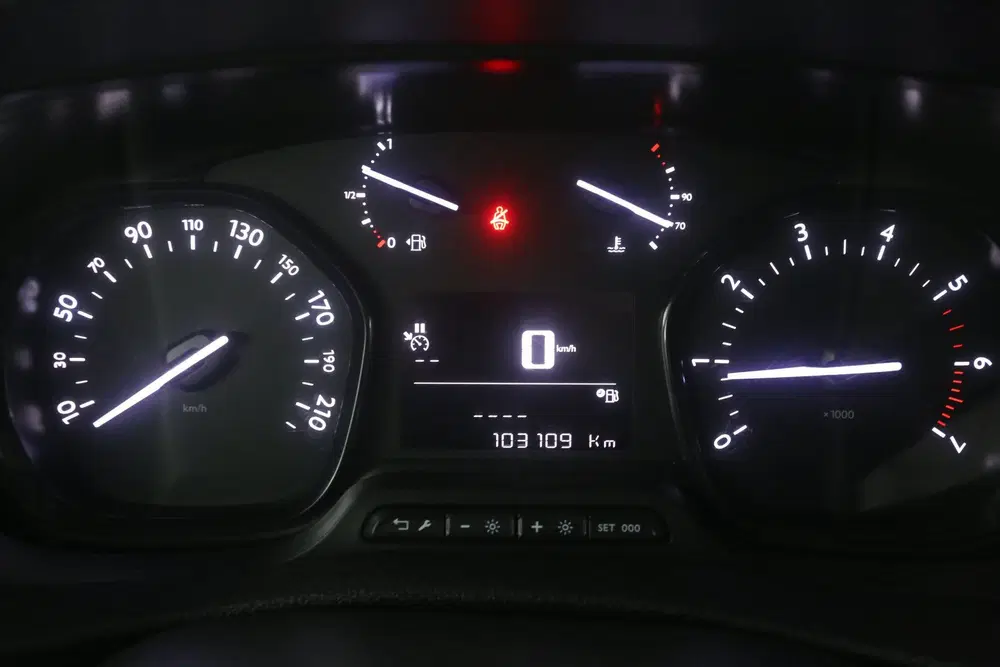Peugeot Expert 2.0 BlueHDI L3H1 uit 2020, foto 14