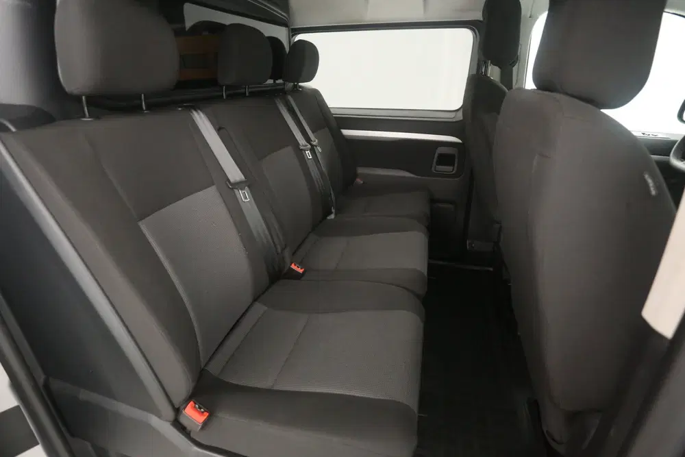 Peugeot Expert 2.0 BlueHDI L3H1 uit 2020, foto 3