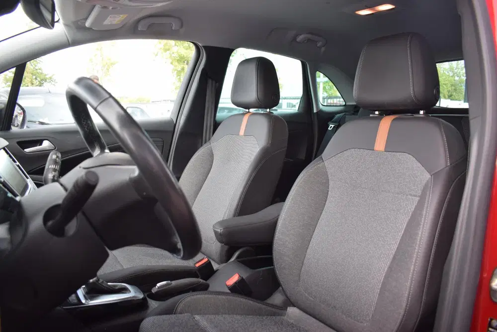 Opel Crossland 1.2 Turbo Elegance uit 2021, foto 5