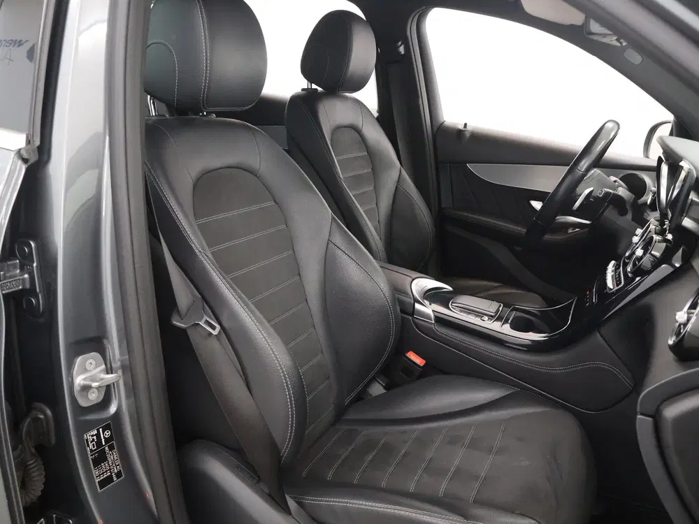 Mercedes-Benz GLC 300 4MATIC Premium uit 2019, foto 10