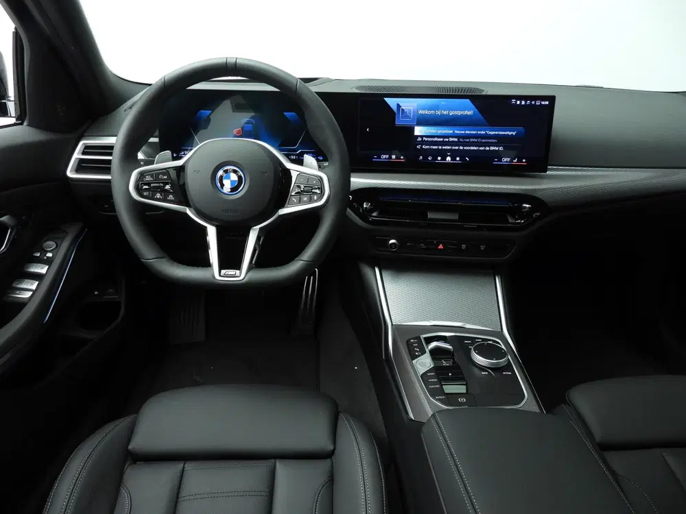 BMW 3-serie Touring 330e M Sportpakket Pro uit 2026, foto 10