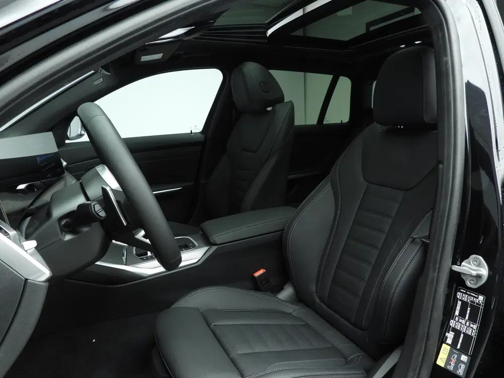 BMW 3-serie Touring 330e M Sportpakket Pro uit 2026, foto 7