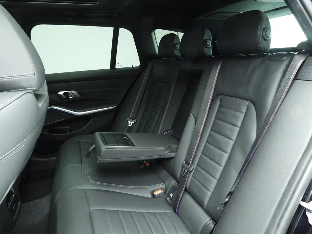 BMW 3-serie Touring 330e M Sportpakket Pro uit 2026, foto 8