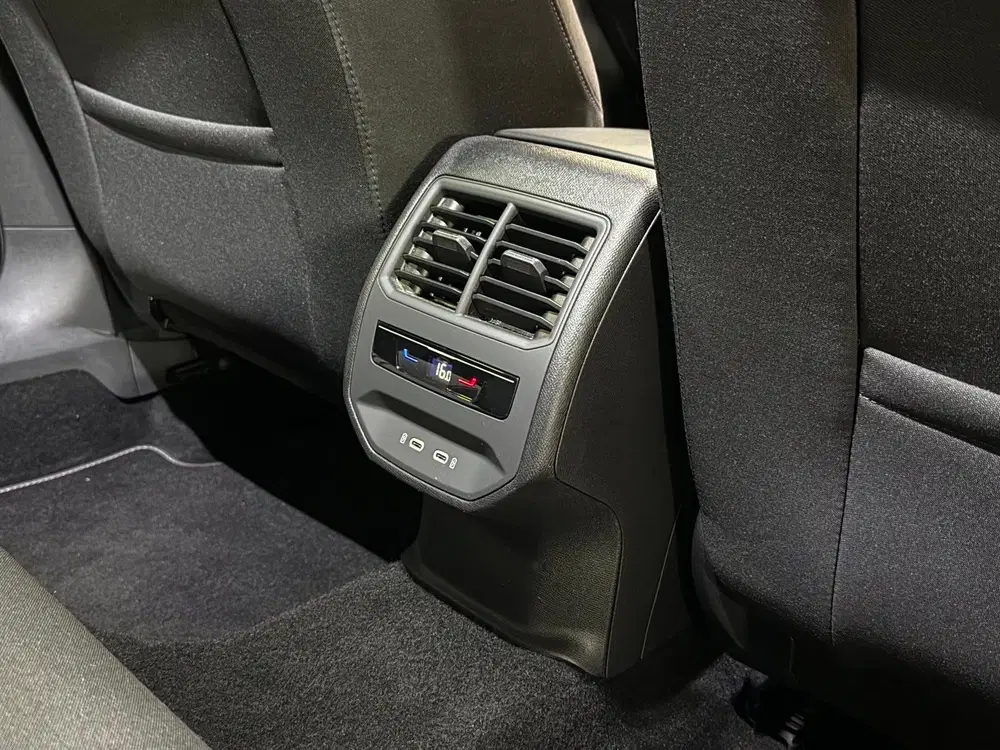 SEAT Leon 1.5 eTSI AUT uit 2021, foto 10